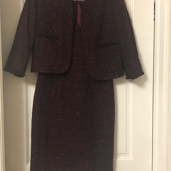 New York Jones 2-Piece Dress/Jacket suit - Picture 2 of 5